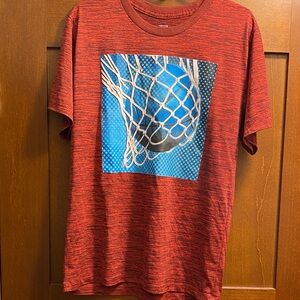 Red Tek Gear Graphic T-Shirt with Basketball Print. Size boys XL